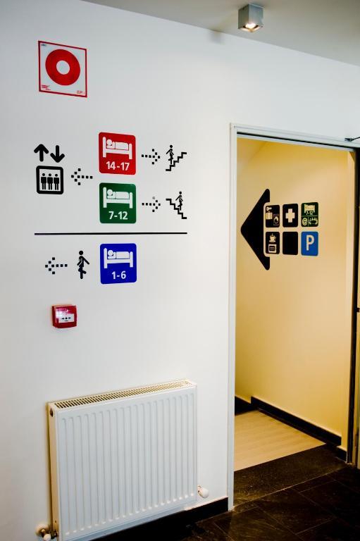 Bbk Bilbao Good Hostel Kültér fotó