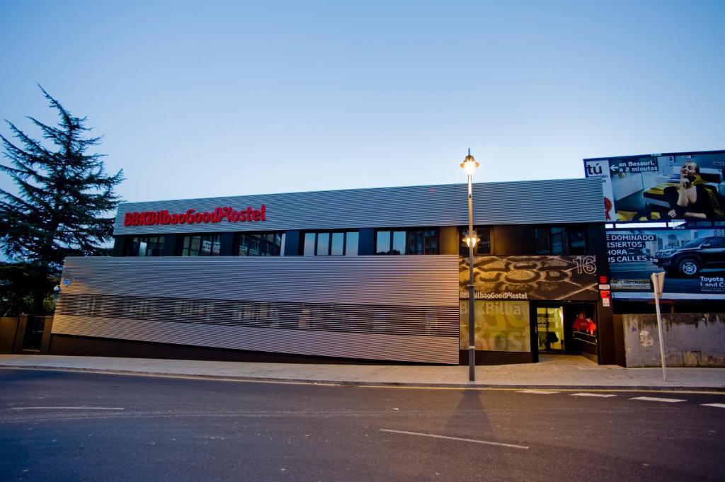Bbk Bilbao Good Hostel Kültér fotó