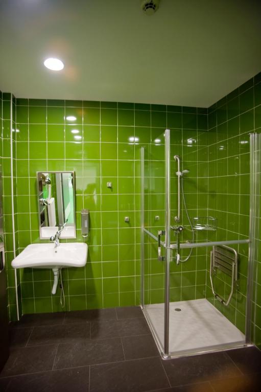 Bbk Bilbao Good Hostel Szoba fotó