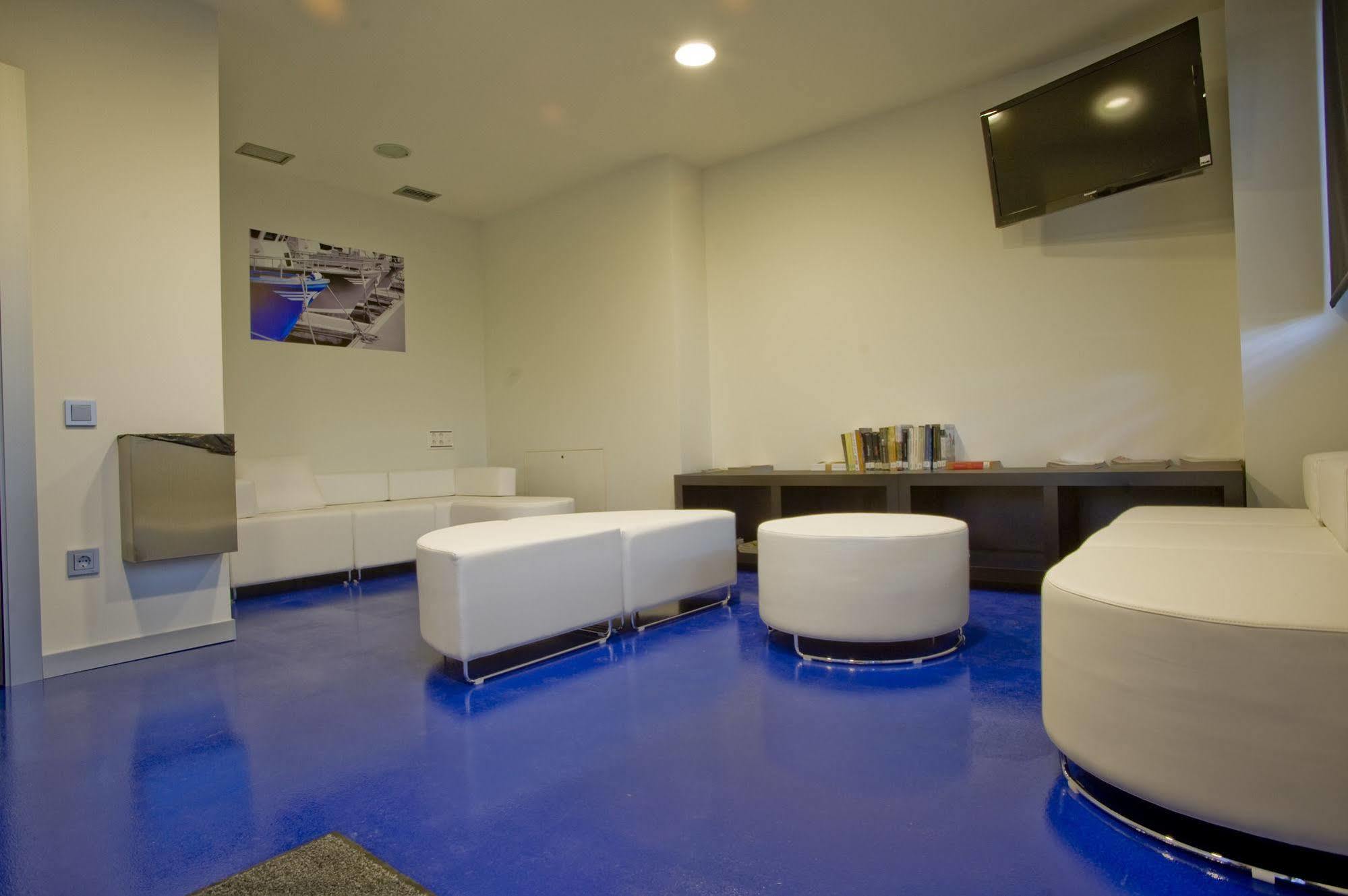 Bbk Bilbao Good Hostel Kültér fotó