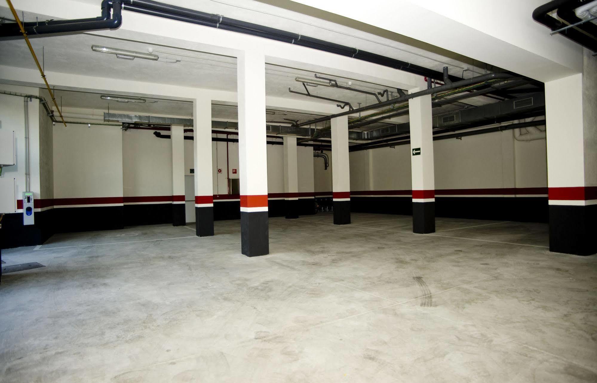 Bbk Bilbao Good Hostel Kültér fotó