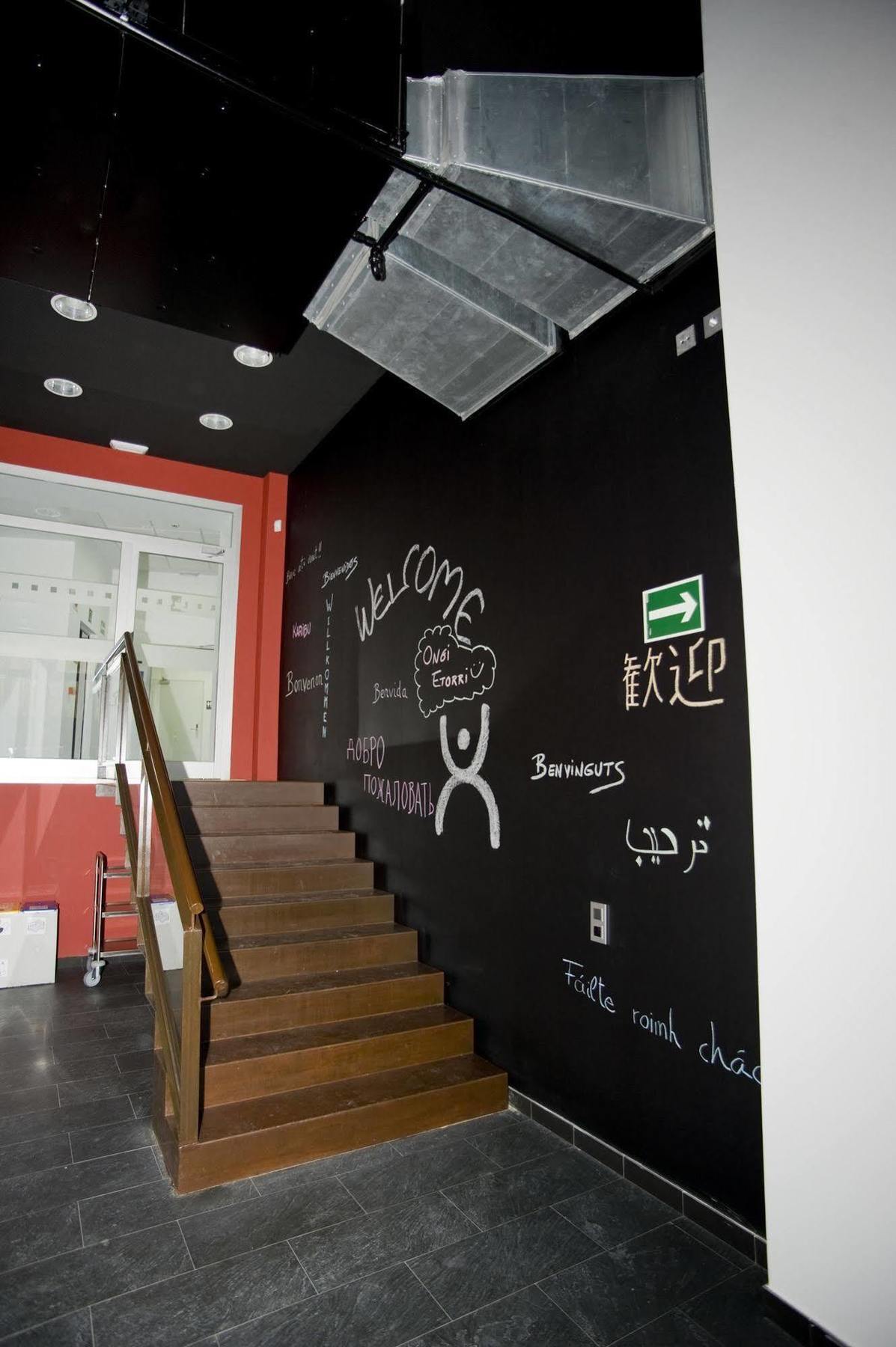 Bbk Bilbao Good Hostel Kültér fotó